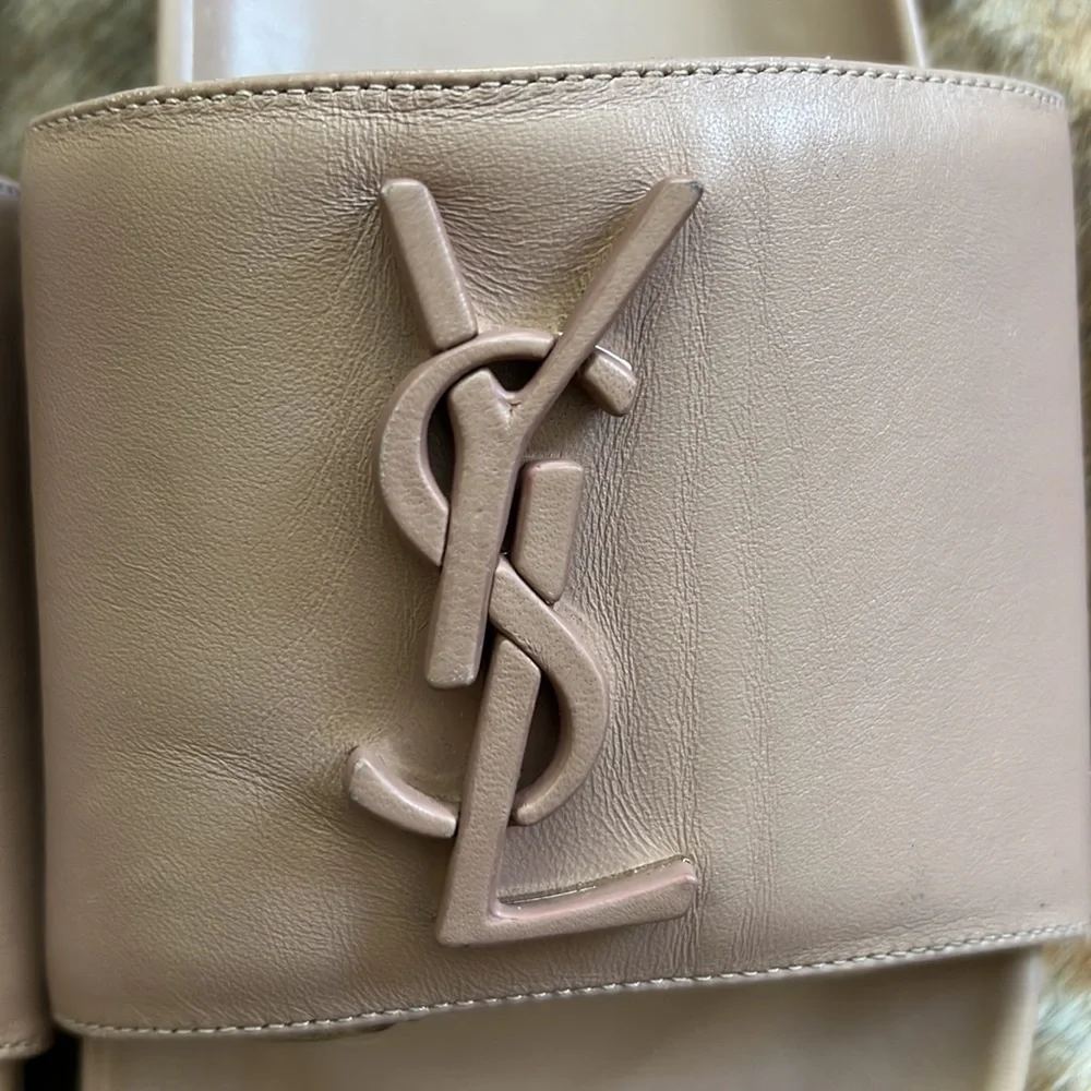 SOLD Saint Laurent Joan Leather Slides - Picture 3 of 9